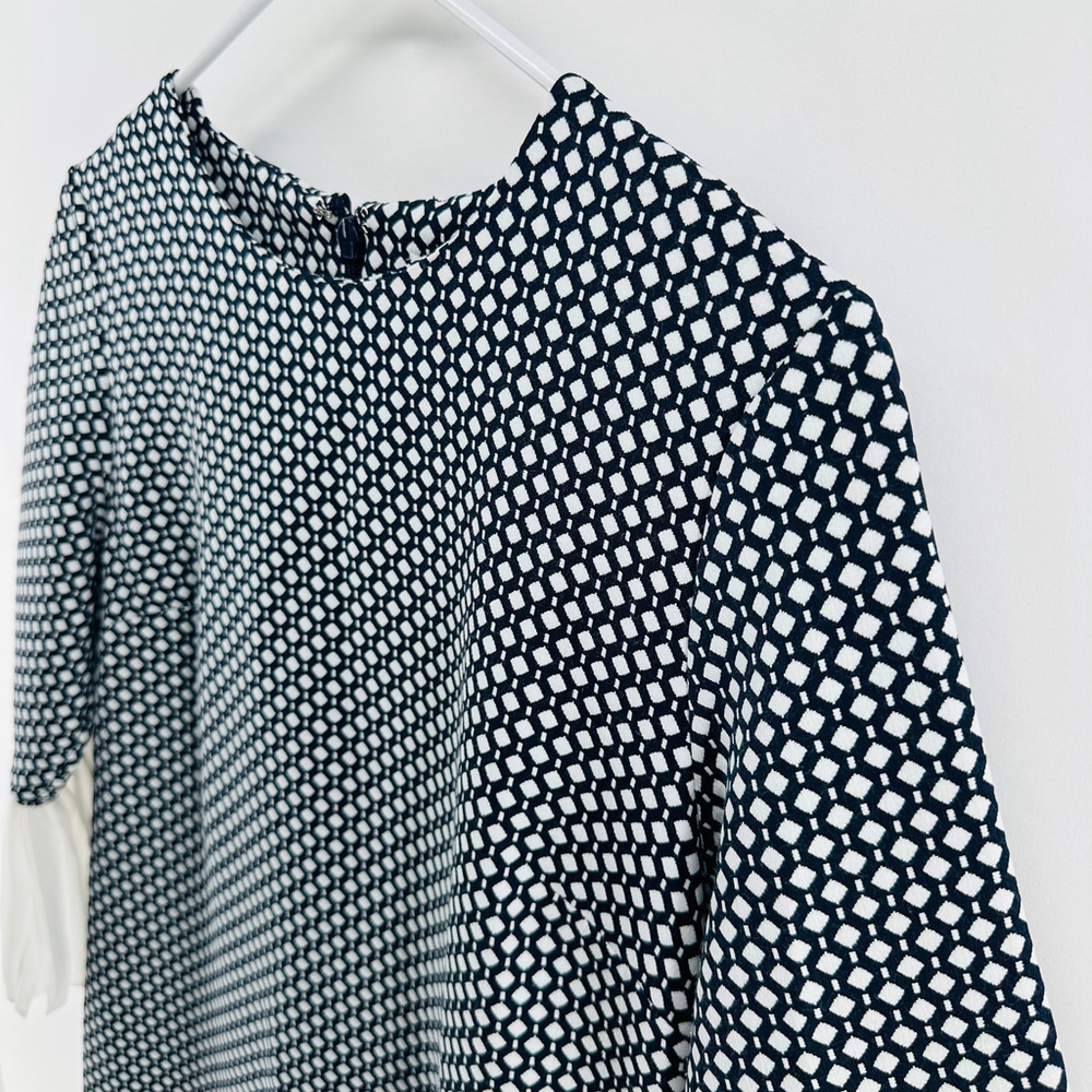 NEW YORK & COMPANY Black White Geometric DIAMOND Pleated Sleeves Dress WOMENS S - Picture 5 of 9